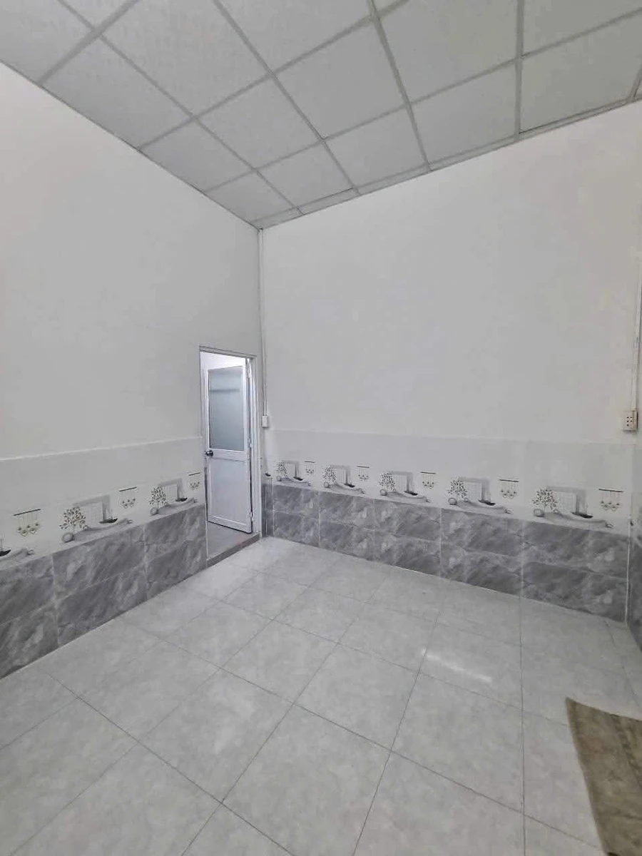 Cho thuê nhà nguyên căn 3 phòng ngủ Nguyễn Văn Tạo Nhà Bè - Ảnh thu nhỏ 2