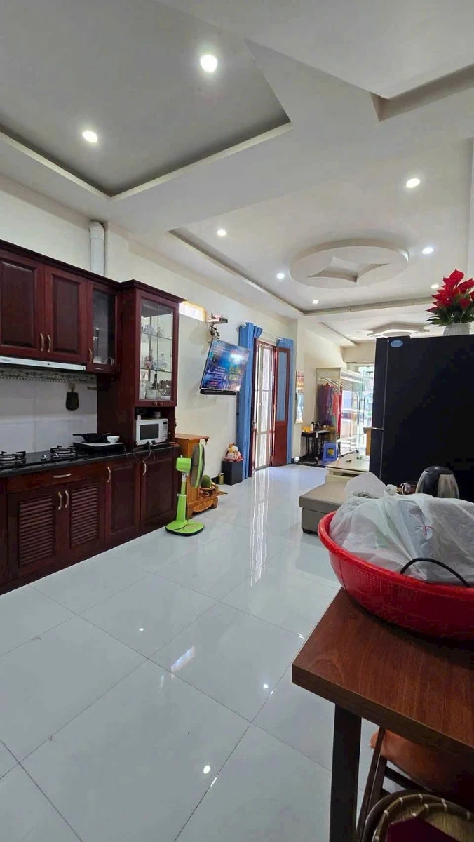 Nhà 2 lầu 2 mặt tiền Trần Hưng Đạo Phan Thiết 99.5m2 - Ảnh thu nhỏ 2