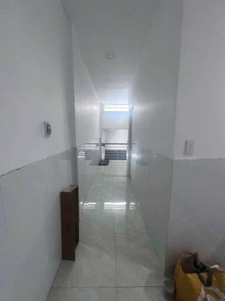 Bán nhà Phước Long Q9, 105m² giá dưới 5 tỷ - Ảnh thu nhỏ 5