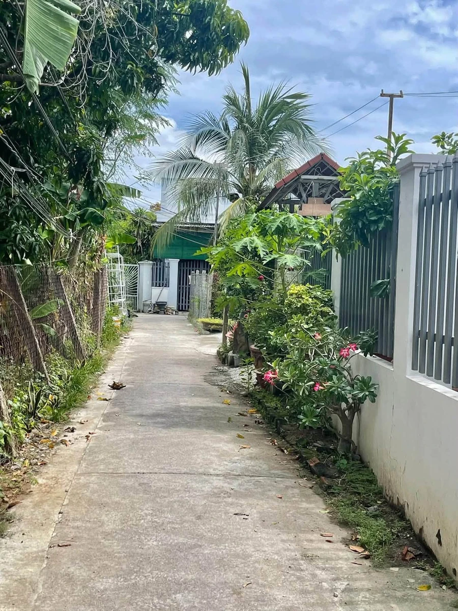 Bán nhà hẻm Nha Trang 92m² 2.2 tỷ Phường Tây - Ảnh thu nhỏ 2