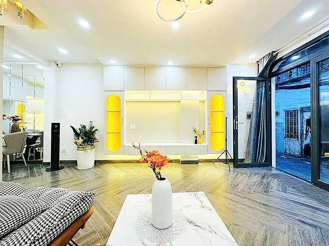 Bán nhà phố mặt tiền hẻm 4.6x9m, 2 PN Quận 7 giá 4.88 tỷ - Ảnh thu nhỏ 5