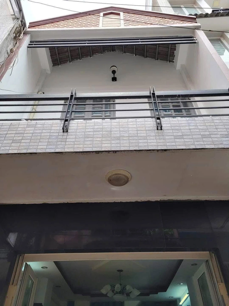 Bán nhà hẻm ô tô 36m² 2 tầng Tô Hiến Thành, Phường 12, Quận 10 giá 8,4 tỷ - Ảnh 1