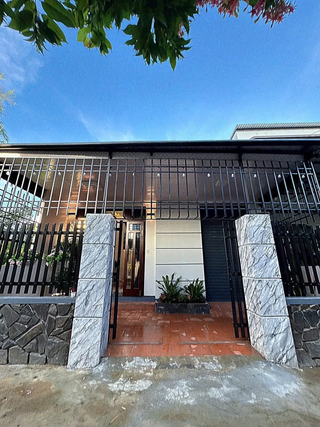 Bán nhà kiệt Phạm Văn Đồng 105m² 2 phòng ngủ 3.3 tỷ - Ảnh 1