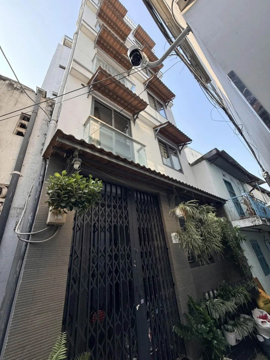 Bán nhà phố 5 tầng 3PN, 33m² Trần Quang Diệu Quận 3, giá 6 tỷ - Ảnh 1