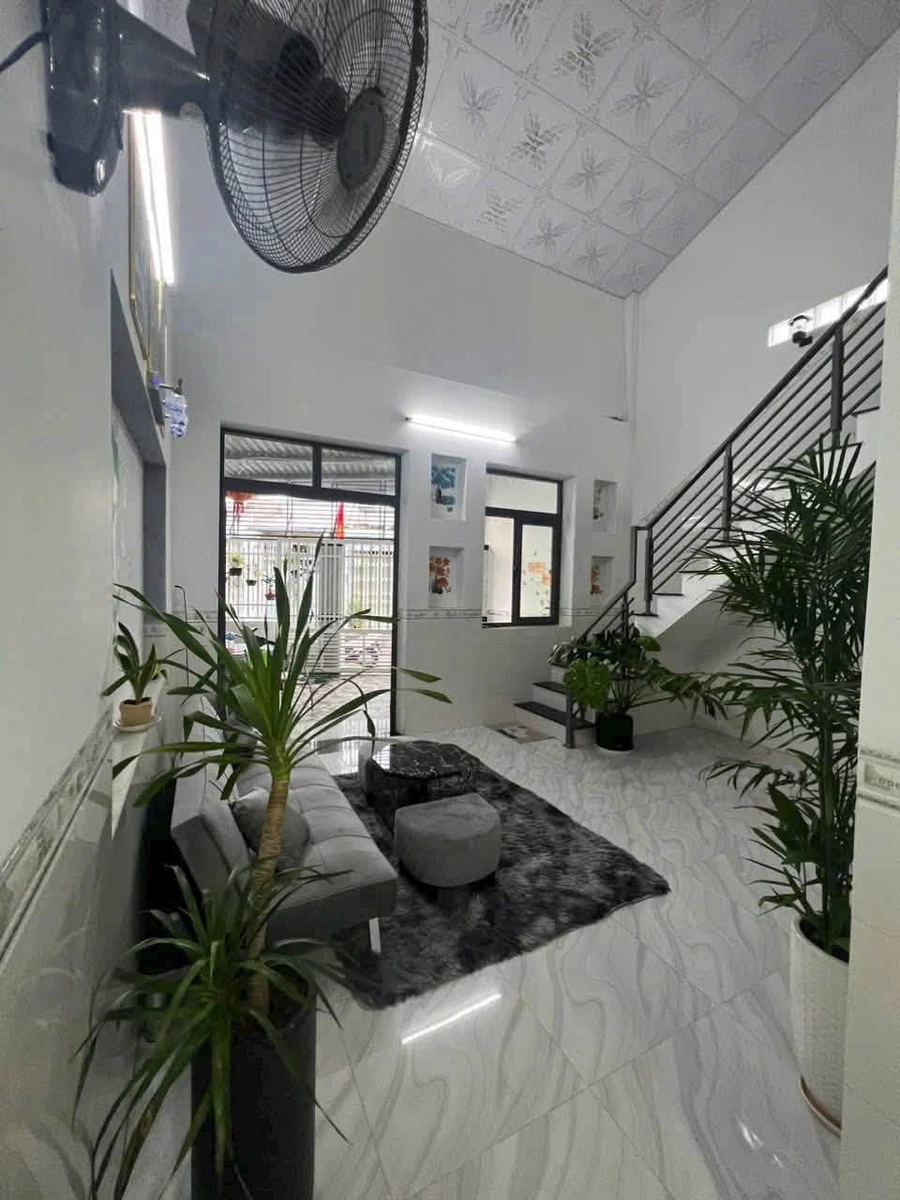 Bán nhà lầu mặt tiền Lê Quang Đạo, Mê Dức, 75m² - Ảnh thu nhỏ 2