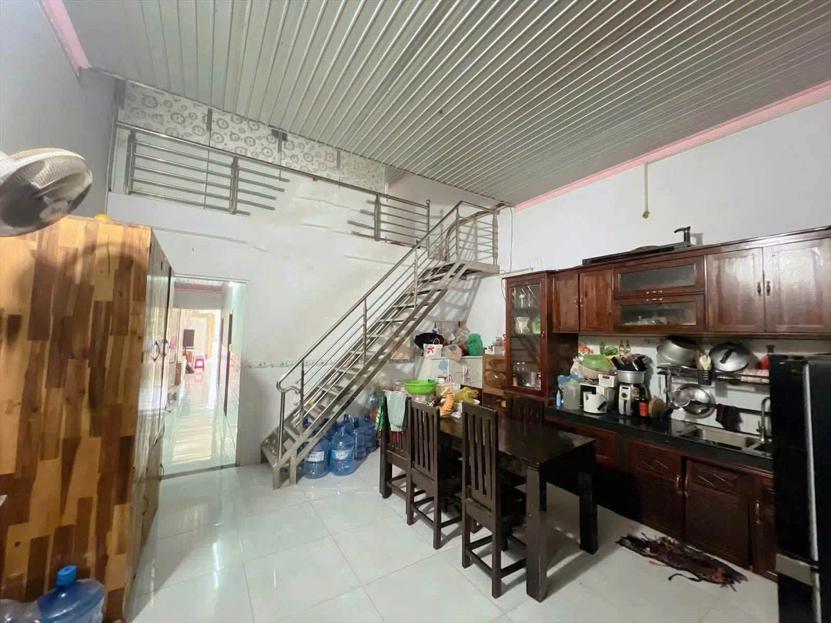 Bán nhà 134m2, 3 phòng ngủ gần giao lộ Lai Ổn Đồng Nai - Ảnh thu nhỏ 4