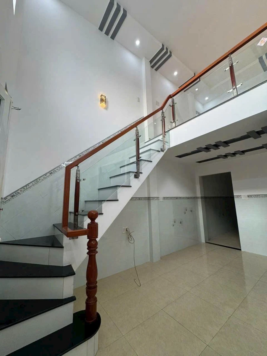 Bán nhà gác lửng 2 phòng ngủ, thổ cư 50m², giá 1,39 tỷ tại Phường Tân Ninh, Tây Ninh - Ảnh thu nhỏ 4