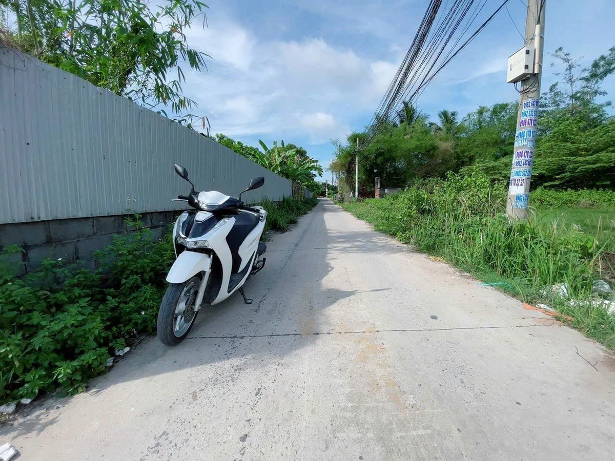 Bán đất thổ cư 130m2 (5x26) Khu phố 4, Thị trấn Đức Hòa, Long An, giá 1,35 tỷ - Ảnh thu nhỏ 2