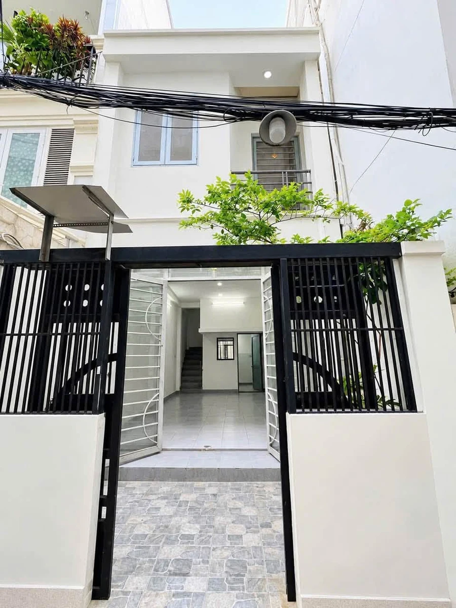 Bán nhà Trần Quang Diệu Q3, 47m², 3 tầng, hơn 7 tỷ - Ảnh 1