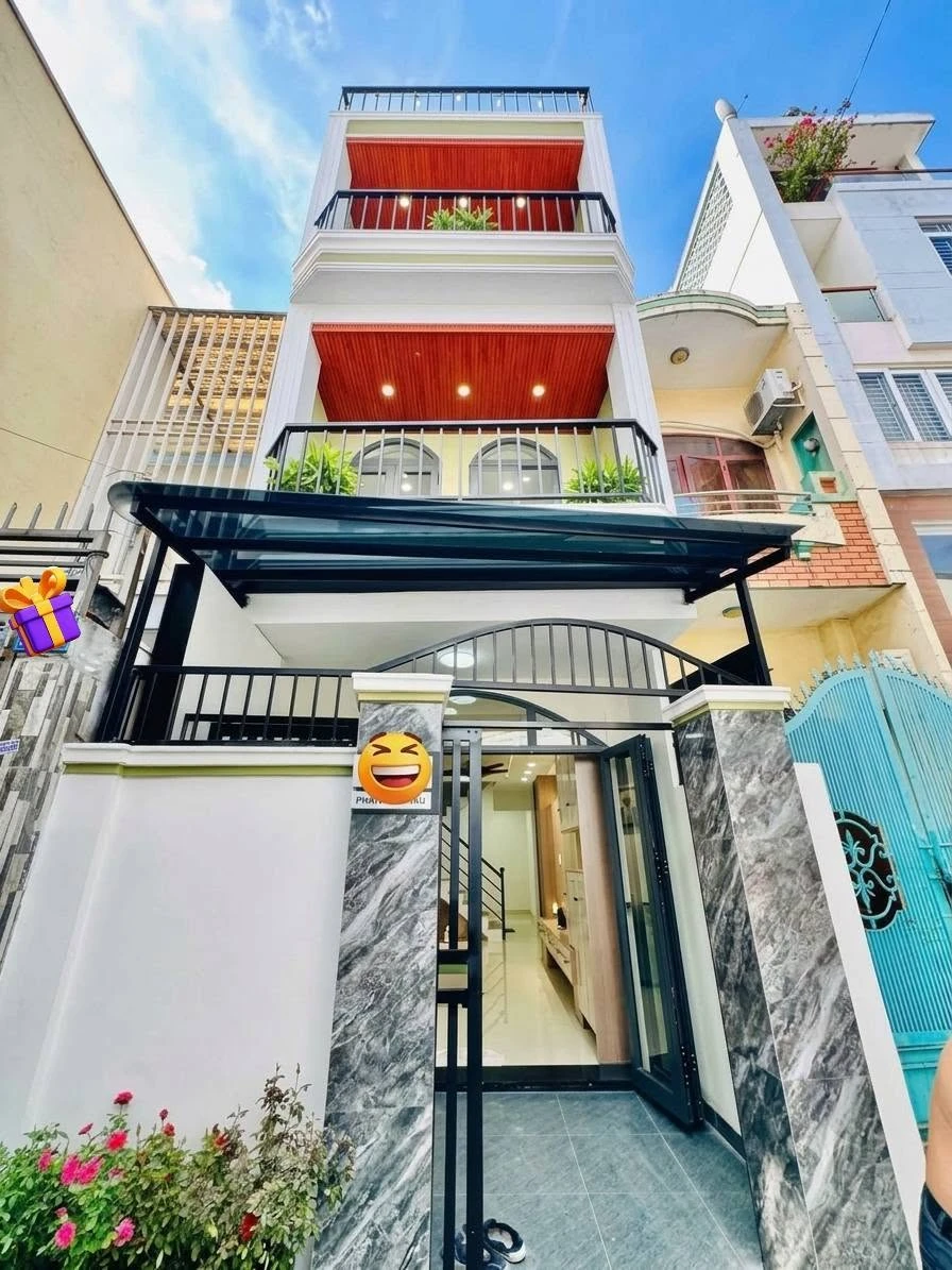 Bán nhà 3 tầng 39m2, 4PN, đường Phan Bội Châu, Bình Thạnh, giá hơn 6 tỷ - Ảnh 1