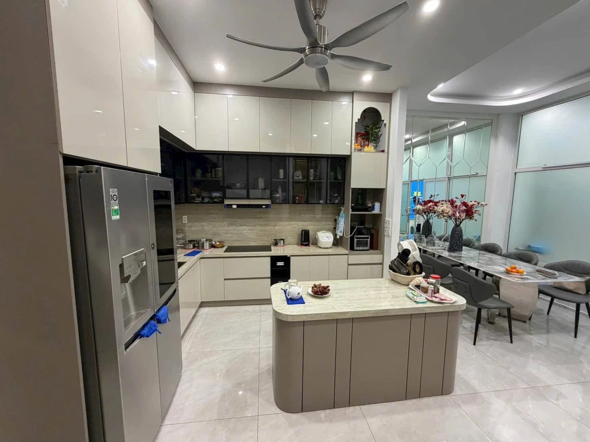 Bán nhà 4 tầng mặt tiền Lê Chân 252m² 12 tỷ - Ảnh thu nhỏ 3