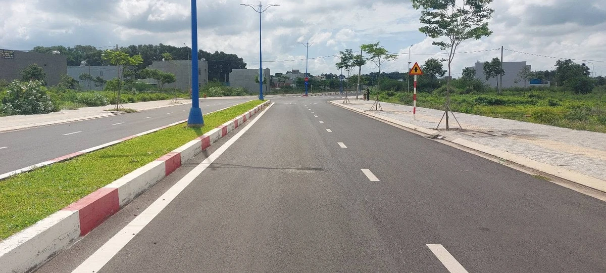 Bán lô góc 2 mặt tiền 95.6m2 Lan Anh 1 Hòa Long - Ảnh thu nhỏ 2