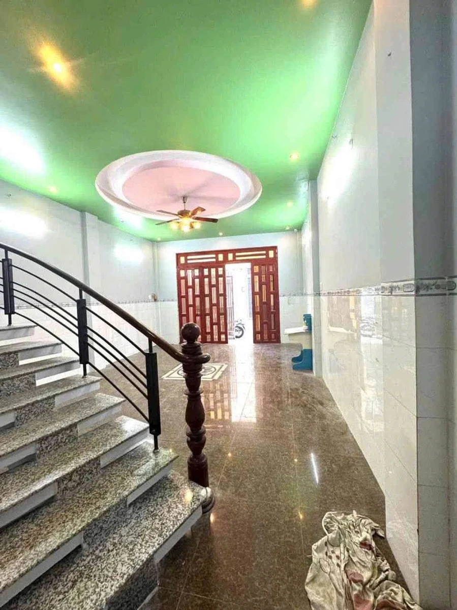 Bán nhà 3 tầng 61m2 hơn 5 tỷ Phan Đăng Lưu Bình Thạnh - Ảnh thu nhỏ 2