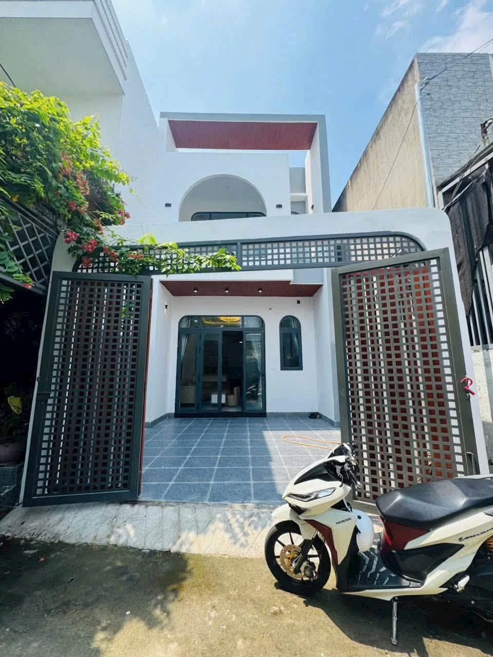 Bán nhà 1 trệt 1 lầu 85m2 gần chợ Phú Thọ, Biên Hòa - Ảnh 1