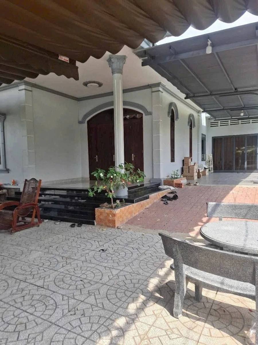 Bán nhà 2 mặt tiền Long Bình Tân 669m² giá 7 tỷ 7 - Ảnh 1