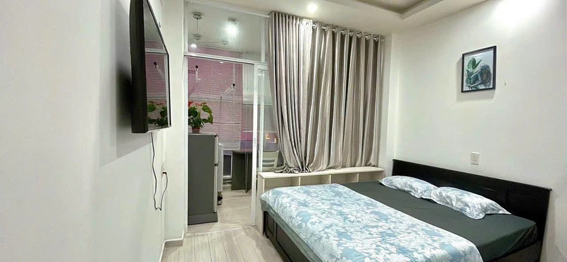 Cho thuê nguyên tòa căn hộ 18 phòng hẻm 96 Trần Phú, Nha Trang, 100 triệu/tháng