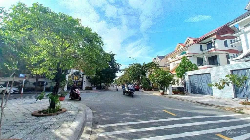 Bán biệt thự 8x20m KDC Khang Điền Phước Long B, Quận 9 giá 19 tỷ - Ảnh 1