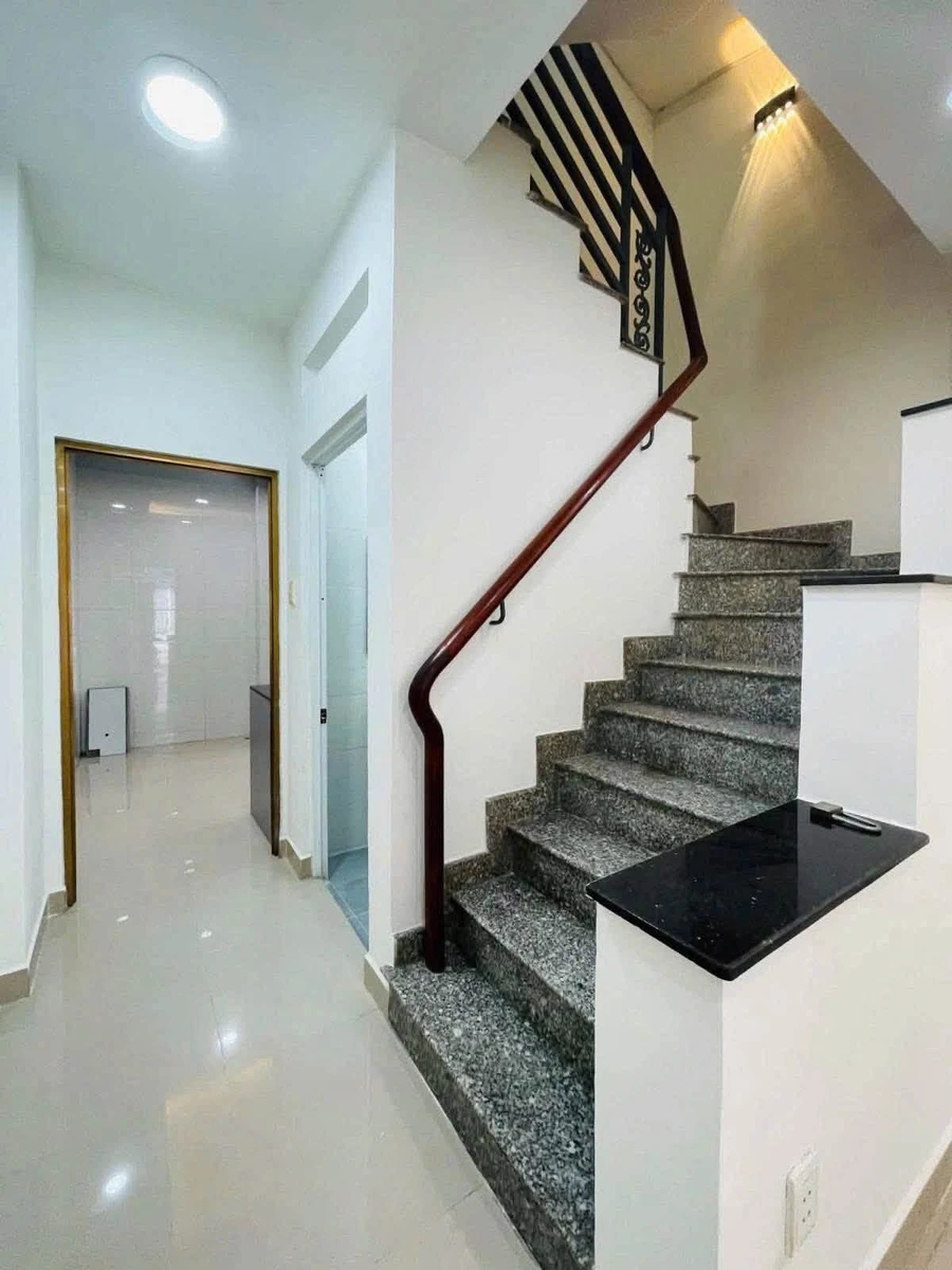 Bán nhà 4x10 3PN 3WC Ngô Quyền Quận 10 - Ảnh thu nhỏ 3