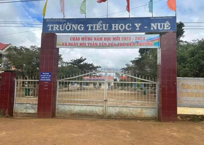 Bán 3 lô đất thổ cư liền kề mặt tiền Amajhao, Buôn Hồ, 170m2, 550 triệu/lô