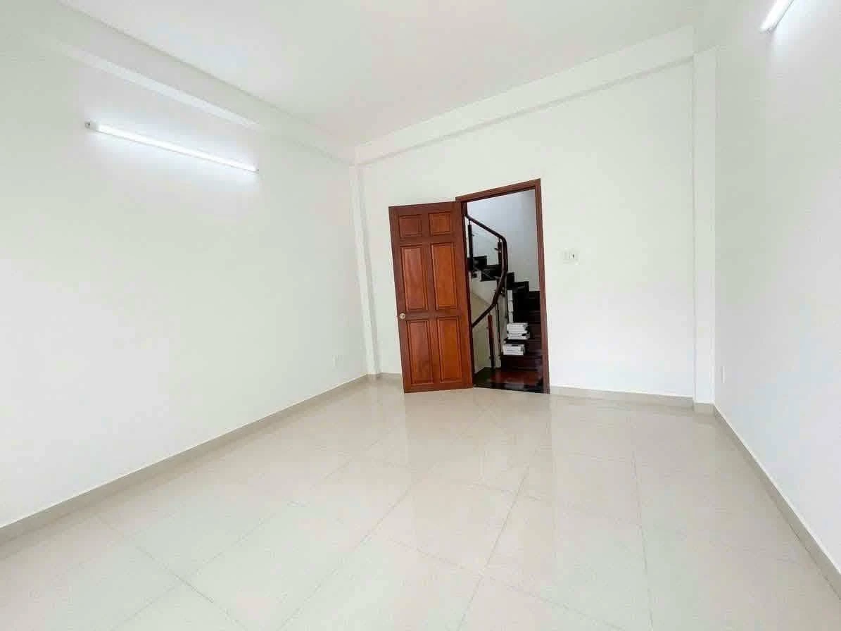 Cho thuê nhà phố 2PN, 32m² Tân Định, Quận 1 - Ảnh thu nhỏ 5