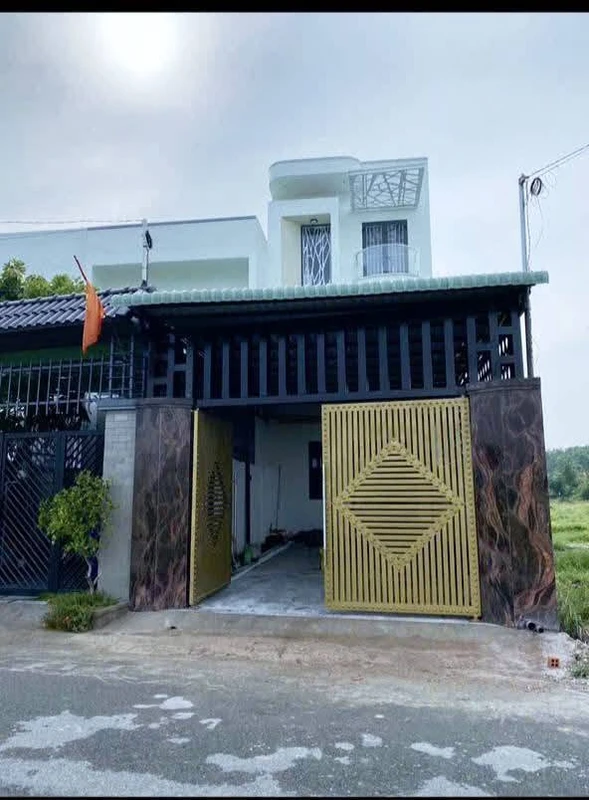 Bán nhà mặt tiền DX34 Phú Mỹ, 110m², 1 trệt 2 lầu, 3PN, giá 4,6 tỷ