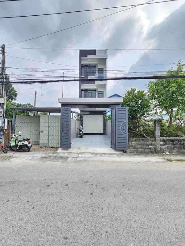 Bán nhà mặt tiền Đông Hòa, Dĩ An 125m² 4 phòng ngủ 6,99 tỷ