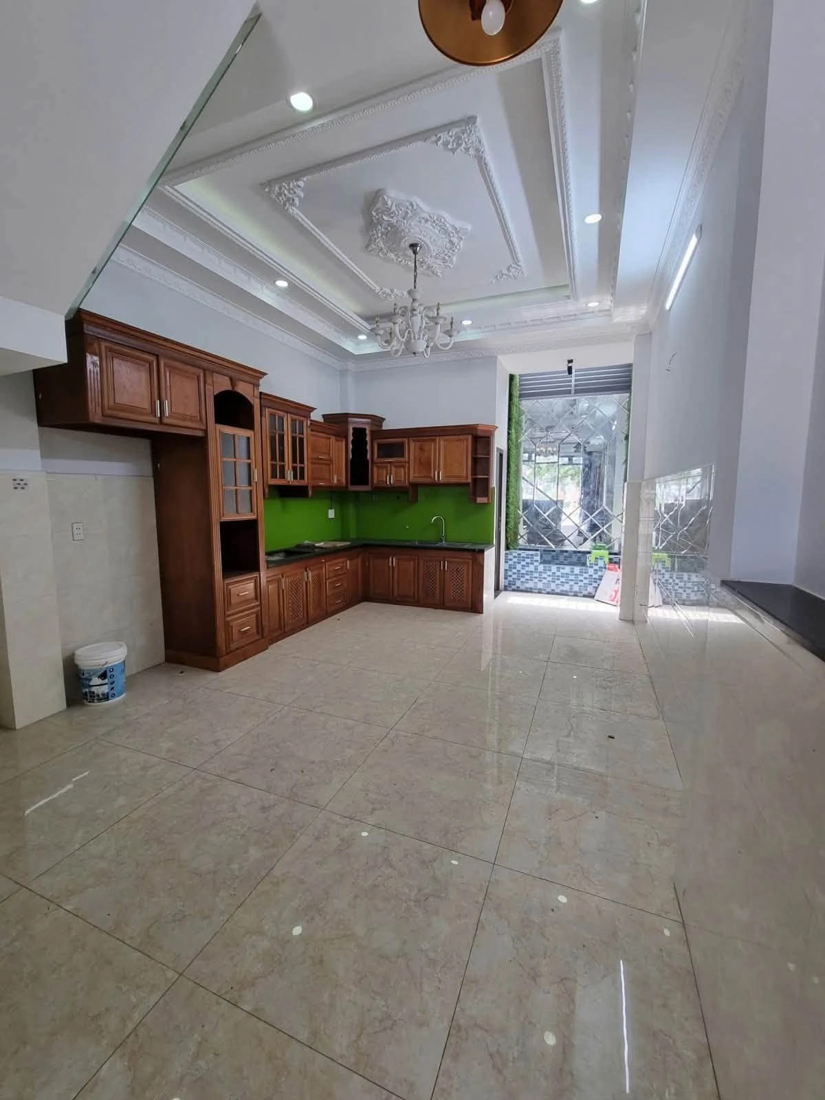 Bán nhà 4 tầng 56.2m2 khu phân lô gần Lê Văn Khương, Quận 12, giá 5.6 tỷ - Ảnh 1