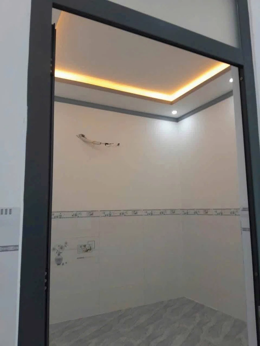 Nhà mái thái 1 lầu 1 trệt 100m² 3 PN 2 WC giá 2 tỷ 800 - Ảnh thu nhỏ 5