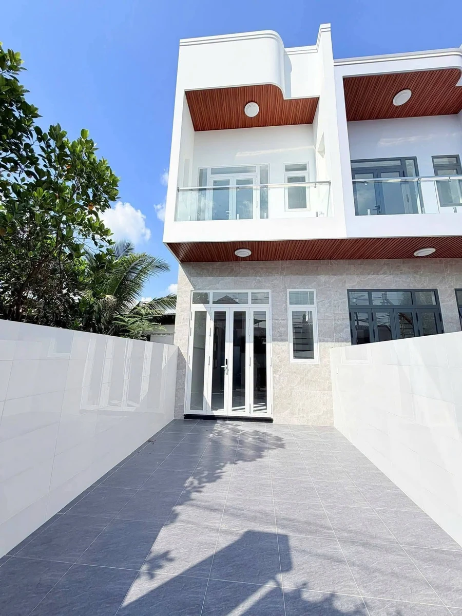 Bán nhà 1 trệt 1 lầu 75m2, 3 phòng ngủ, hẻm xe tải gần ngã tư Sở Sao, Thủ Dầu Một - Ảnh thu nhỏ 2