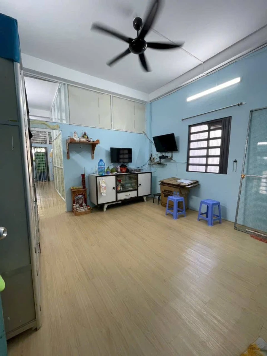 Mặt tiền Phan Văn Khỏe 48m² lầu 2, 1.85 triệu/tháng - Ảnh thu nhỏ 2