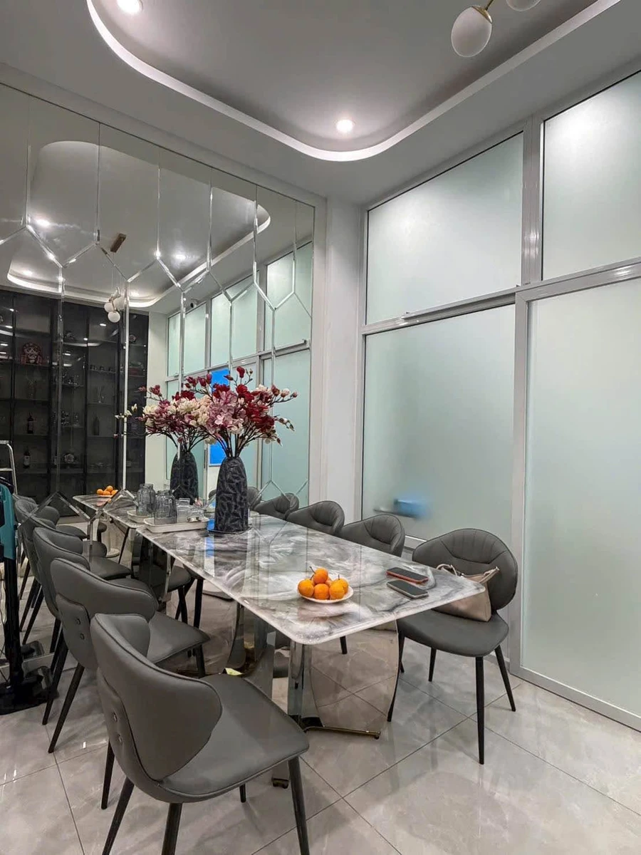 Bán nhà 4 tầng mặt tiền Lê Chân 252m² 12 tỷ - Ảnh 1