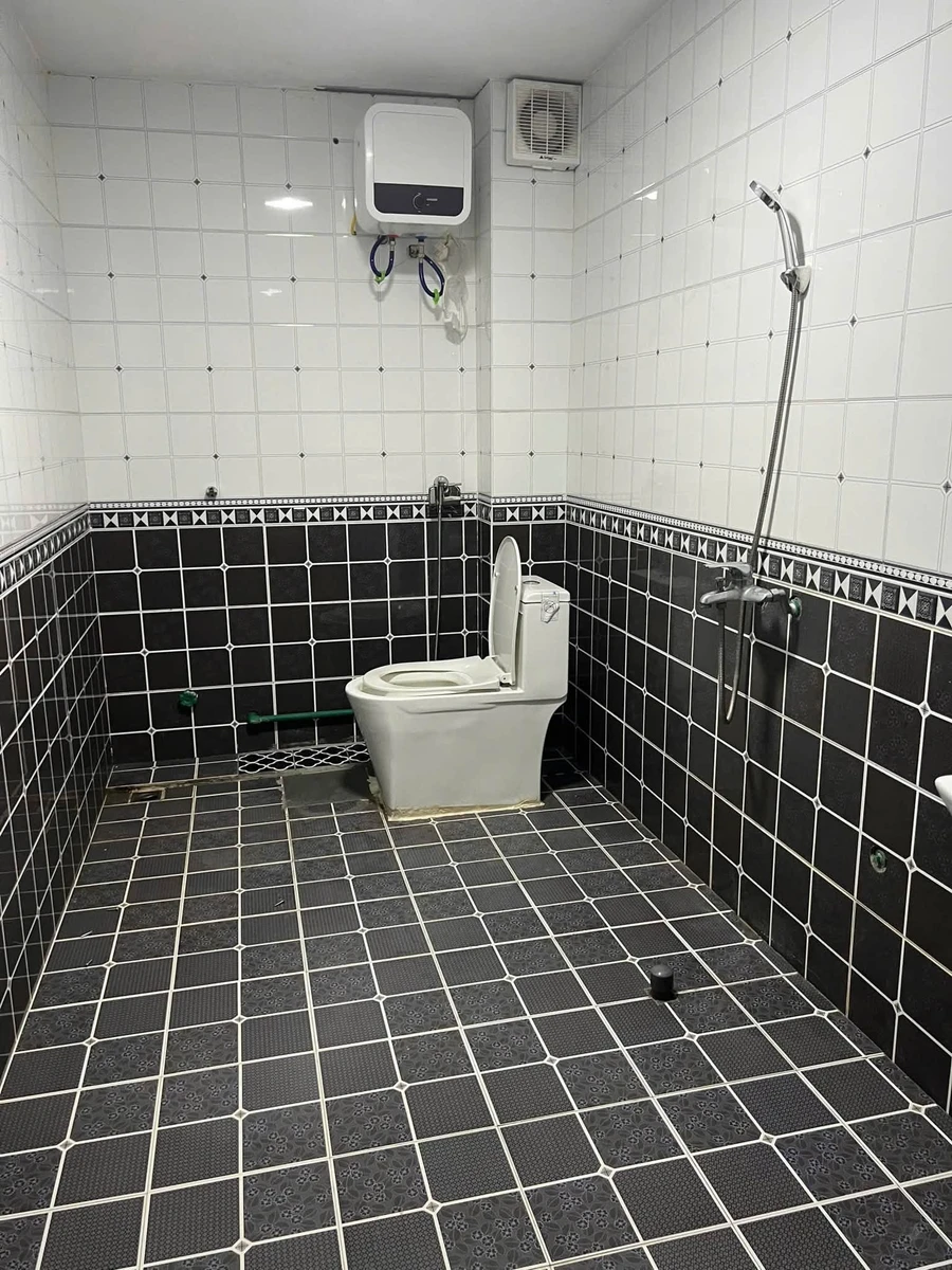 Bán nhà 3 tầng 108,75m² kinh doanh Bình Tân 5,4 tỷ - Ảnh thu nhỏ 4