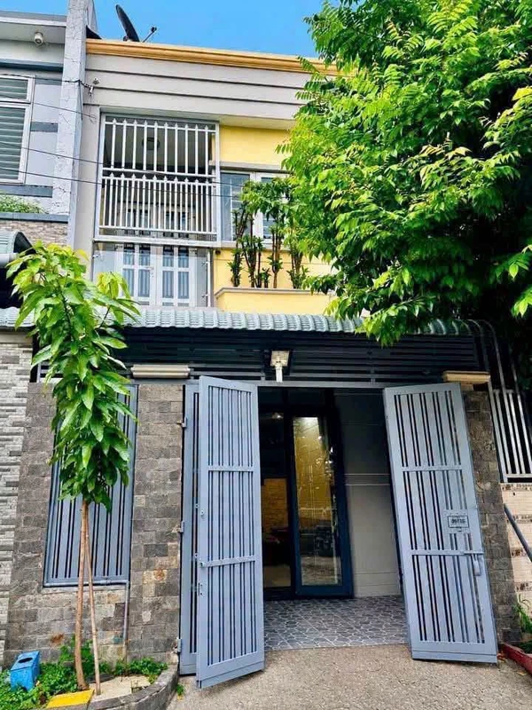 Bán nhà giáp Tứ Hải 62m² sổ riêng Bình Dương