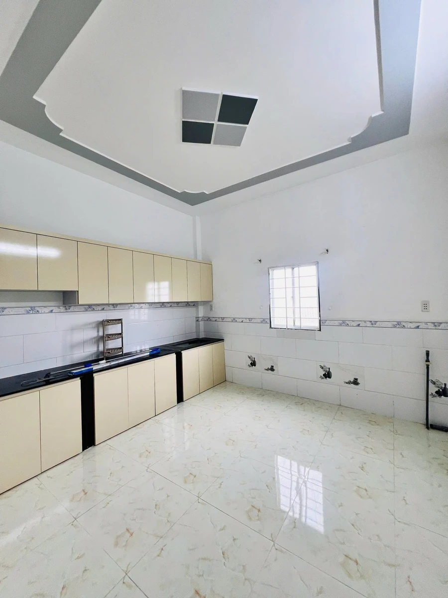 Bán nhà 2 lầu 4PN 120m² Tập Đoàn 4 Cần Giuộc - Ảnh thu nhỏ 5
