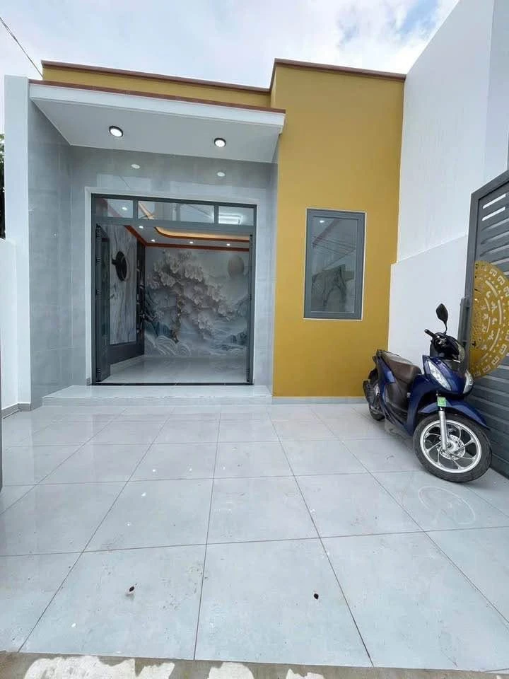 Bán nhà cấp 4 gác lửng 90m2 sổ hồng riêng giá 1,65 tỷ tại Mỹ Yên, Tây Ninh - Ảnh thu nhỏ 2