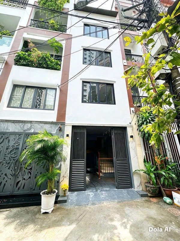 Bán nhà 4 tầng 35m² Bạch Đằng Nha Trang 7.3 tỷ