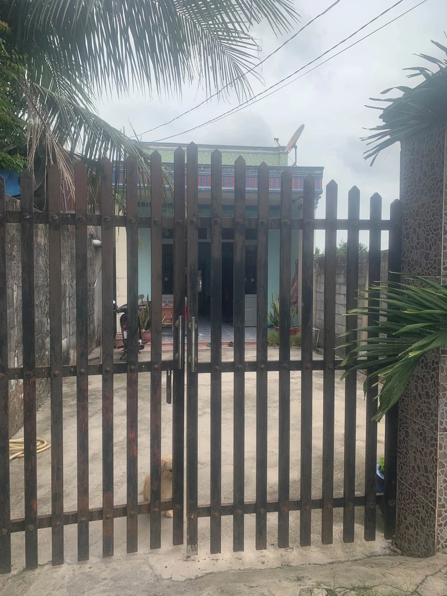Bán nhà 2PN 200m² cách Nguyễn Kim Cương 200m, giá 2,4 tỷ - Ảnh thu nhỏ 3