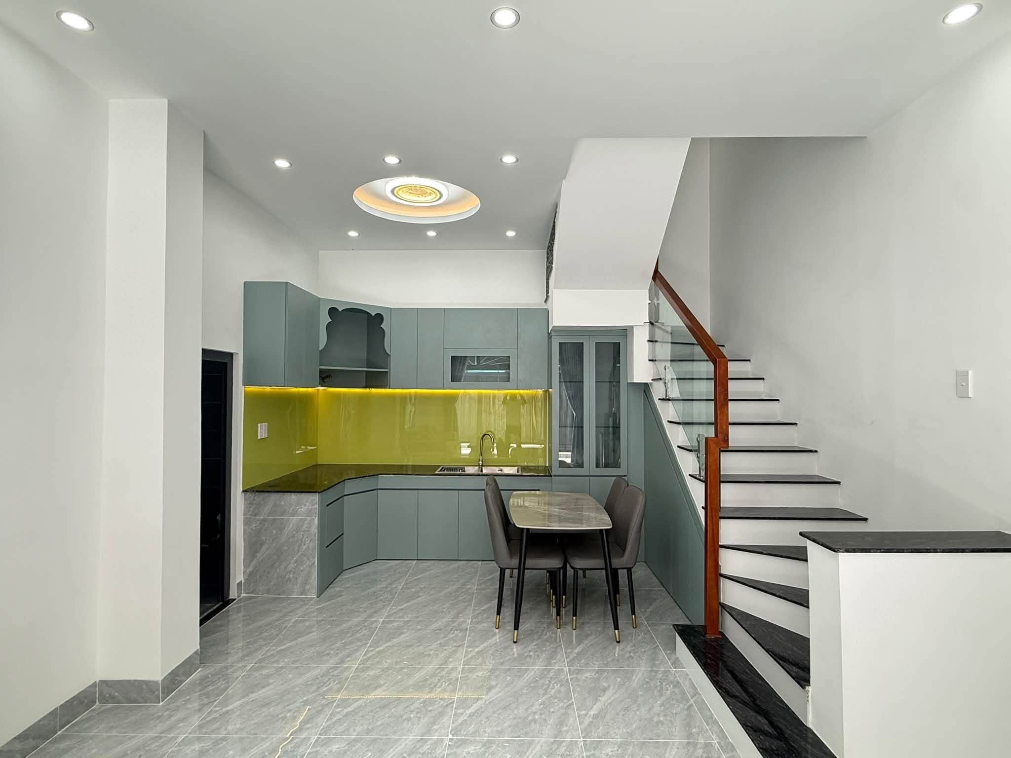 Bán nhà 1 trệt 2 lầu 54m² 5 tỷ 600 triệu ở Vũng Tàu - Ảnh thu nhỏ 4