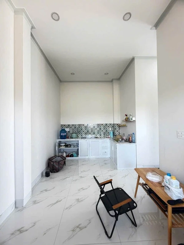 Bán nhà mới Phong Nẫm 140m², 999 triệu