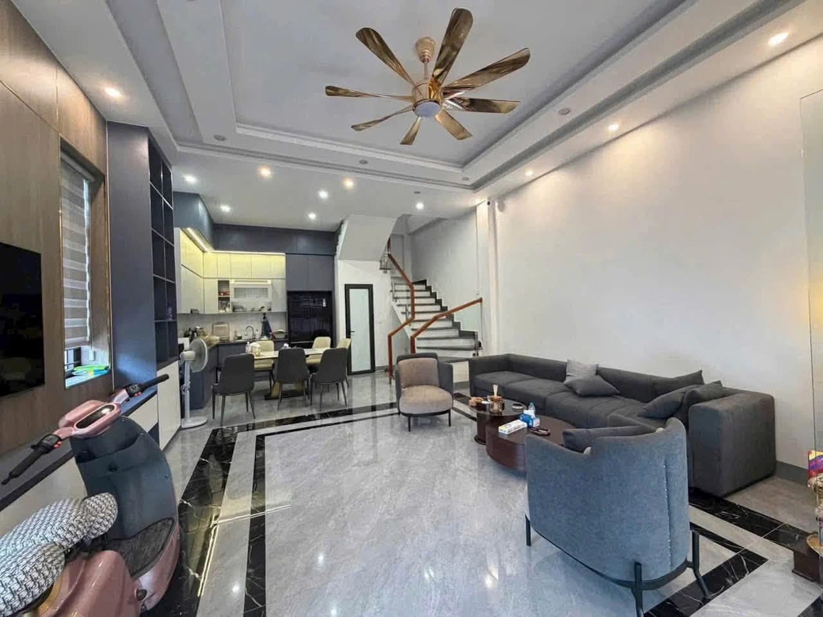 Bán nhà 4 tầng 55m² 4 phòng ngủ Cao Xanh, Bình Tân 3 tỷ - Ảnh 1