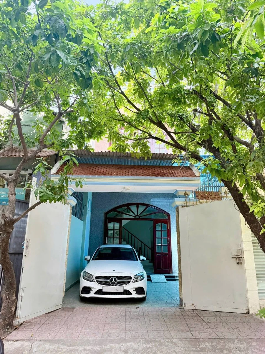 Bán nhà hẻm 2/4 109m² 3PN 2WC, Vĩnh Hải, Bắc Nha Trang, giá 7,5 tỷ - Ảnh thu nhỏ 2