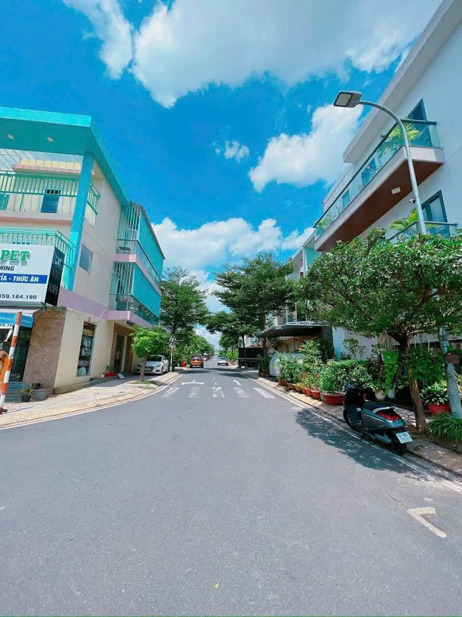 Bán nhà 1 trệt 2 lầu 70m² Tam Hiệp Đồng Nai - Ảnh thu nhỏ 2