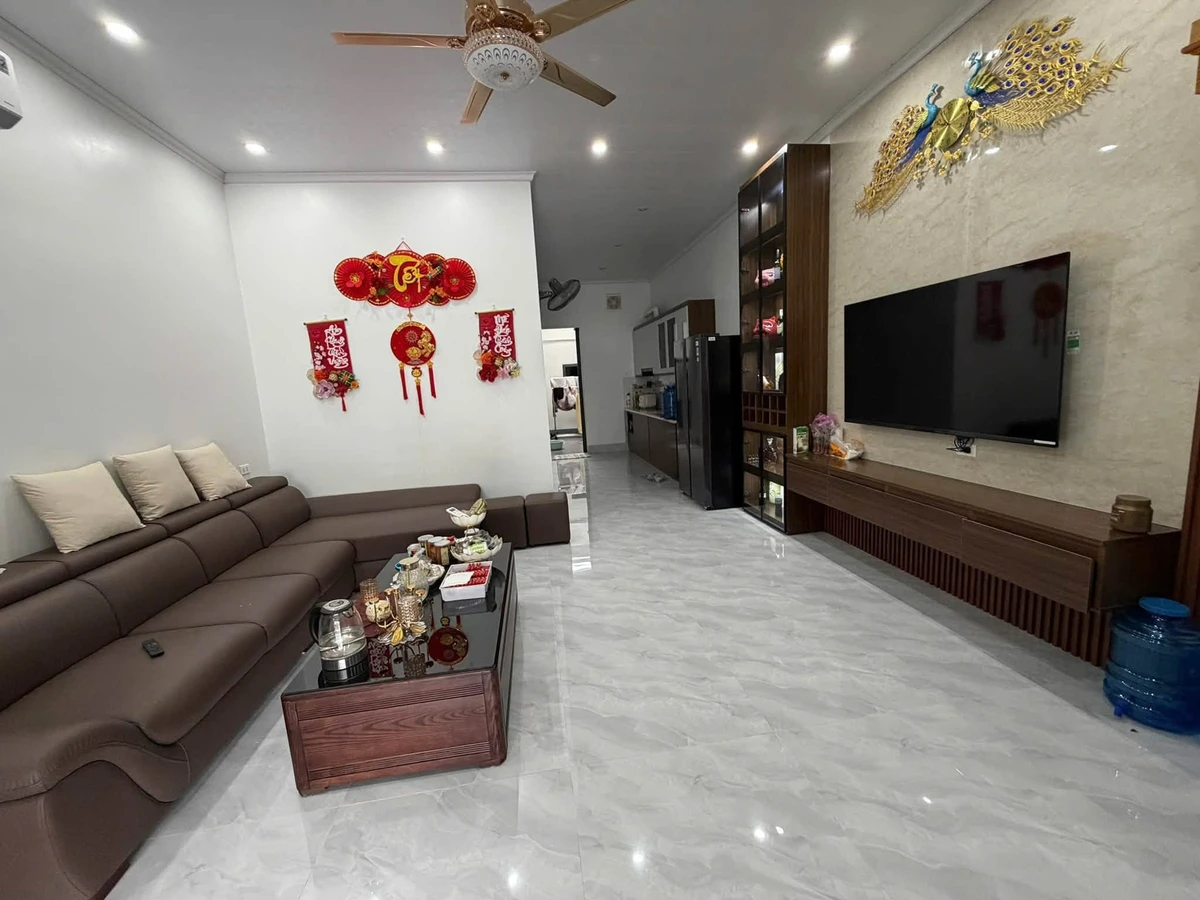 Bán nhà 2 phòng ngủ, 112m² gần khách sạn Mường Thanh, Quận 1 - Ảnh thu nhỏ 4