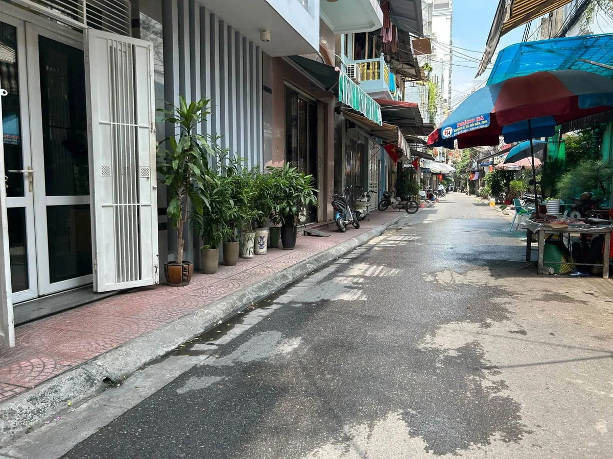 Bán nhà phân lô 4 tầng 43m2 giá 4 tỷ đường Nguyễn Đức Cảnh, gần vườn hoa Tam Bạc - Ảnh thu nhỏ 2