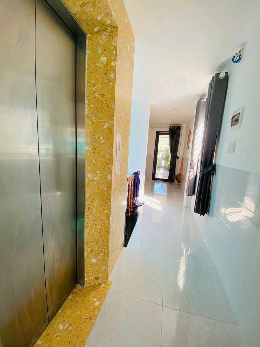 Bán nhà 3 tầng 6PN Nha Trang 239,9m² giá 9,5 tỷ - Ảnh thu nhỏ 5