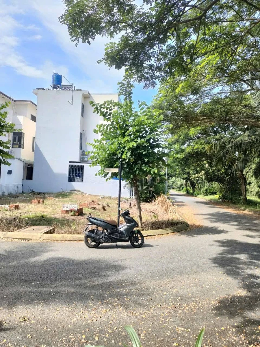 Bán đất nền lô góc 2 mặt tiền 168m2 KDC Trần Anh Riverside, Bến Lức, giá 3,5 tỷ - Ảnh thu nhỏ 3