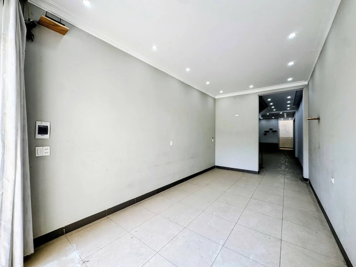 Bán nhà 1 trệt 1 lầu 100m2, 3 phòng ngủ, đường 2 ô tô, Hố Nai, Biên Hòa - Ảnh thu nhỏ 3