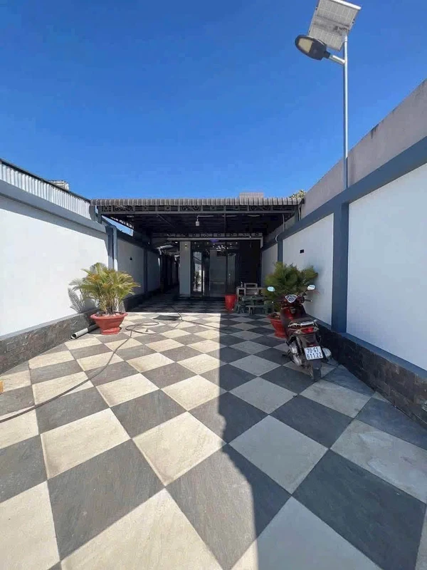 Bán nhà 283m² 2 phòng ngủ Tây Ninh