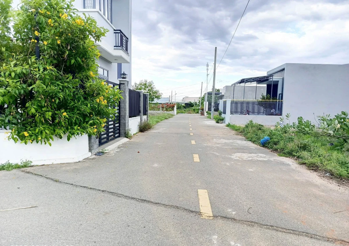Bán lô đất 100m2 Phong Nẫm, Phan Thiết, Lâm Đồng - Ảnh 1