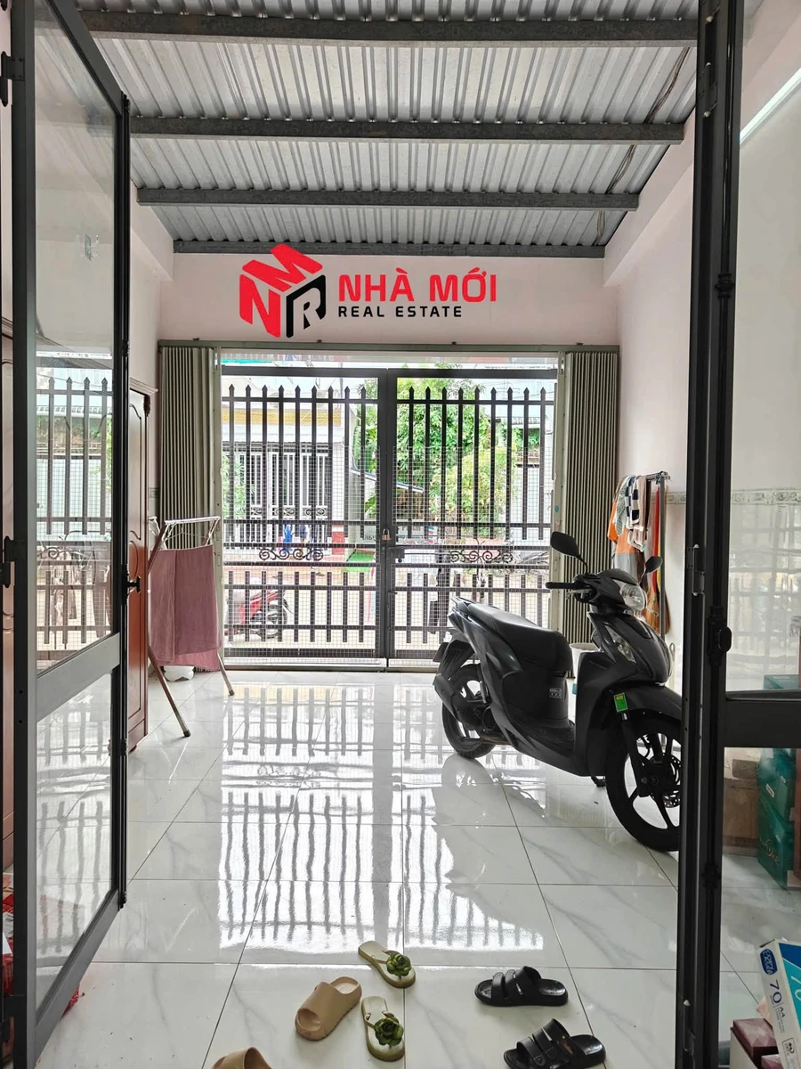 Bán nhà 1 trệt 1 lầu 93.4m² đường Thoại Ngọc Hầu 2.7 tỷ - Ảnh thu nhỏ 2
